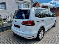 Gebraucht VW Sharan Highline 150 PS (110 kW) 2017 Weiß Van / Kleinbus