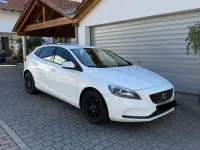 Gebraucht Volvo V40 114 PS (83 kW) 2015 Weiß Limousine