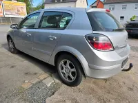 Gebraucht Opel Astra 90 PS (66 kW) 2008 Silber Limousine