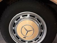 Usata Mercedes 200 108 CV (79 kW) 1982 Beige Berlina