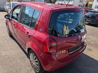 Gebraucht Renault Modus Dynamique 101 PS (74 kW) 2009 Rot dyna Van / Kleinbus