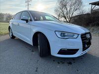 Gebraucht Audi A3 Ambition 110 PS (80 kW) 2016 Weiß Limousine