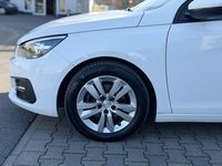 Gebraucht Peugeot 308 SW Active 131 PS (96 kW) 2020 Weiß Kombi
