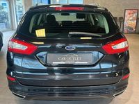 Gebraucht Ford Mondeo Titanium 179 PS (131 kW) 2015 Schwarz Limousine