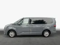Gebraucht VW Multivan Life 150 PS (110 kW) 2026 Grau Van / Kleinbus