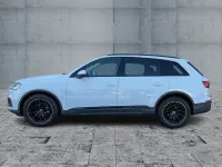 Gebraucht Audi Q7 Ambiente 286 PS (210 kW) 2023 Gletscherweiß metallic SUV