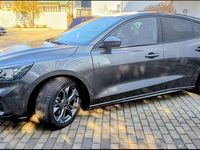 Gebraucht Ford Focus ST-Line 125 PS (91 kW) 2020 Grau Limousine
