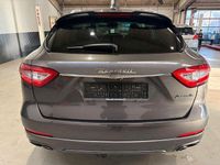 Gebraucht Maserati Levante 430 PS (316 kW) 2016 Grau SUV