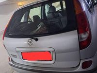 Gebraucht Nissan Almera Tino Acenta+ 116 PS (85 kW) 2004 Silber Van / Kleinbus