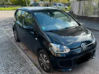 Używany VW up! 75 KM (55 kW) 2012 Czarny Hatchback