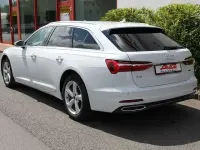 Gebraucht Audi A6 Sport 204 PS (150 kW) 2022 Gletscherweiss Kombi