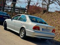 Gebraucht BMW 520 170 PS (125 kW) 2002 Silber Limousine