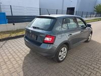 Gebraucht Skoda Fabia Ambition 60 PS (44 kW) 2015 Grau Kleinwagen