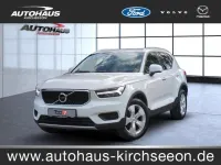 Gebraucht Volvo XC40 Momentum 163 PS (119 kW) 2022 Weiß SUV