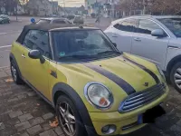 Usata Mini Cooper Cabriolet 120 CV (88 kW) 2009 Giallo Cabrio