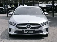 Gebraucht Mercedes A200 Progressive 163 PS (119 kW) 2021 Iridiumsilber metallic Limousine