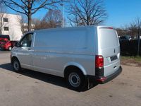 Gebraucht VW T6 114 PS (83 kW) 2017 Silber Van