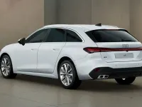 Gebraucht Audi A5 Ambiente 204 PS (150 kW) 2025 Gletscherweiß metallic Kombi