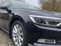 Gebraucht VW Passat 190 PS (139 kW) 2019 Violet Limousine