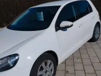 Gebraucht VW Golf VI 140 PS (102 kW) 2010 Weiß Kleinwagen