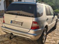 Gebraucht Mercedes ML270 163 PS (119 kW) 2004 Silber SUV