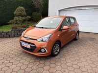 Gebraucht Hyundai i10 Edition 87 PS (63 kW) 2014 Orange Kleinwagen