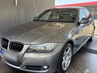 Gebraucht BMW 318 143 PS (105 kW) 2008 Grau Limousine