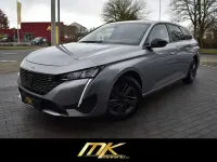 Gebraucht Peugeot 308 SW Allure 131 PS (96 kW) 2024 Artense silber Kombi