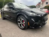 Gebraucht Ford Mustang Mach-E 197 kW (269 PS) 2022 Schwarz SUV