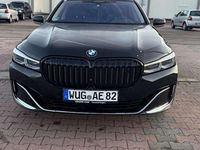 Gebraucht BMW 730L 265 PS (194 kW) 2019 Schwarz Limousine