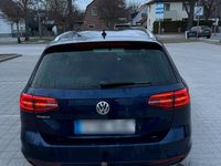 Gebraucht VW Passat 150 PS (110 kW) 2017 Blau Kombi