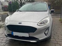 Gebraucht Ford Fiesta Active 101 PS (74 kW) 2019 Silber Kleinwagen