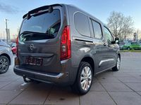 Gebraucht Opel Combo Life Ultimate 131 PS (96 kW) 2021 Mondstein grauevulkan grau Van / Kleinbus