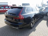Gebraucht Volvo V90 Plus 398 PS (292 kW) 2025 Onyx black Kombi