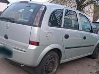 Gebraucht Opel Meriva 105 PS (77 kW) 2009 Grün Van / Kleinbus