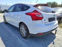 Gebraucht Ford Focus 125 PS (91 kW) 2013 Frostweiß Kleinwagen