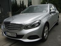 Gebraucht Mercedes E220 170 PS (125 kW) 2013 Silber metallic Kombi