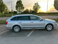 Gebraucht Skoda Superb 260 PS (191 kW) 2010 Silber Kombi