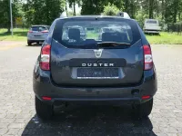 Gebraucht Dacia Duster Lauréate 105 PS (77 kW) 2015 Grau SUV