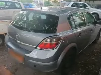 Gebraucht Opel Astra 89 PS (65 kW) 2009 Grau Kleinwagen