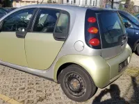 Usata Smart ForFour Pulse 95 CV (69 kW) 2005 Verde Utilitaria