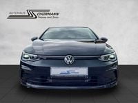 Second-hand VW Golf VIII R-line 150 CP (110 kW) 2023 Negru Berlinǎ