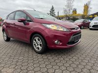 Gebraucht Ford Fiesta Titanium 95 PS (69 kW) 2010 Hot magenta Kleinwagen
