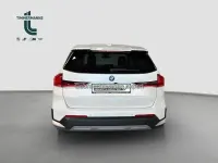 Gebraucht BMW iX1 230 kW (313 PS) 2023 Mineralweiß (metallic) SUV