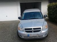 Gebraucht Dodge Caliber 150 PS (110 kW) 2010 Grau Kleinwagen