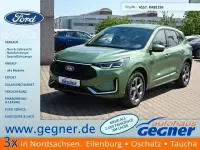 Usado Ford Kuga ST-Line X 182 HP (133 kW) 2024 Verde SUV