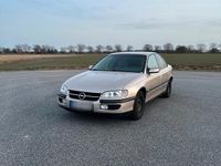 Gebraucht Opel Omega 136 PS (100 kW) 1998 Beige Limousine