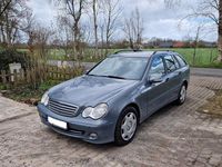 Gebraucht Mercedes C220 150 PS (110 kW) 2005 Grau Kombi