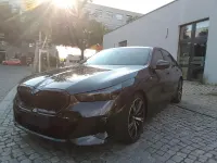 Gebraucht BMW 550e M Sport 489 PS (359 kW) 2026 Grau Limousine