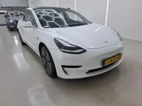 Gebraucht Tesla Model 3 Standard Range 225 kW (306 PS) 2020 Weiß Limousine